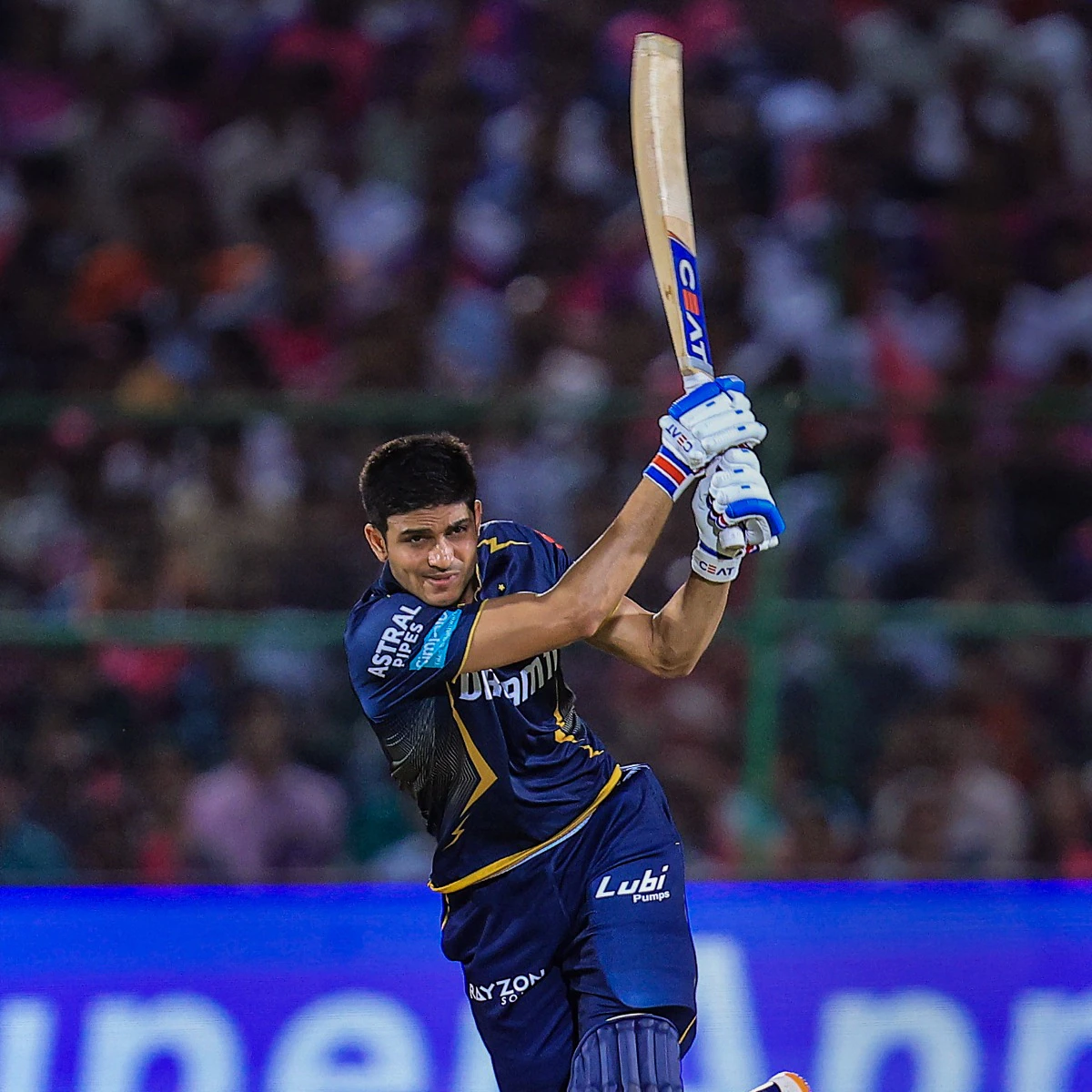shubman-gill-123218806-1x1